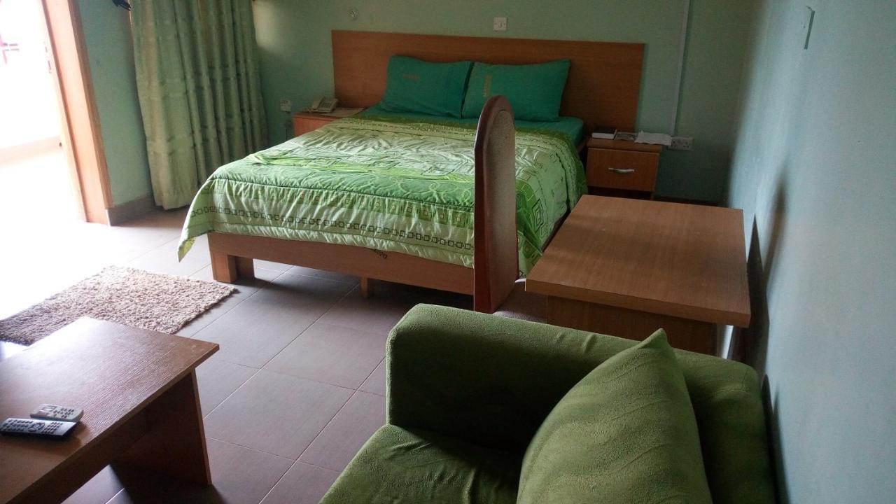 Mataan Hotel And Suites Ibadan Exteriör bild