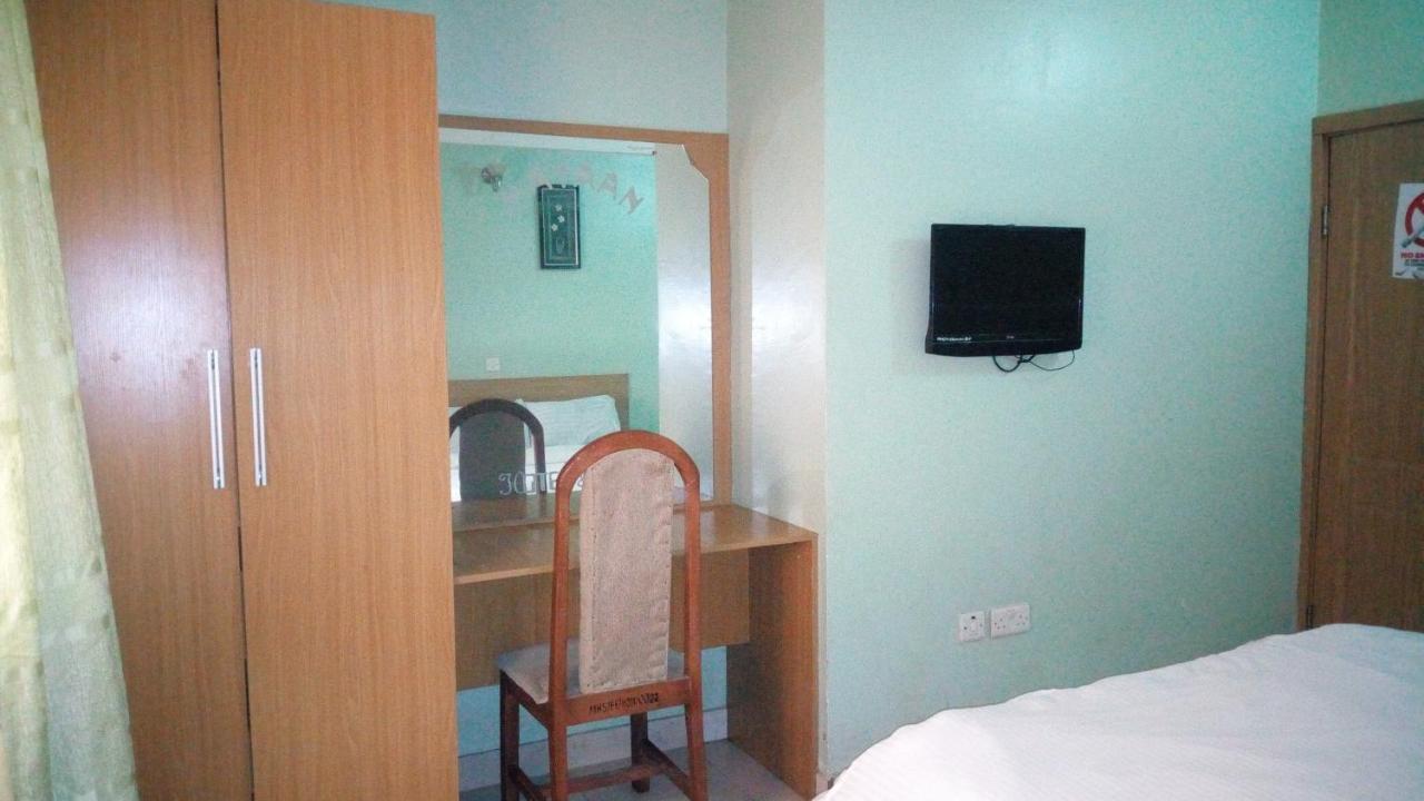 Mataan Hotel And Suites Ibadan Exteriör bild
